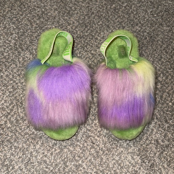 UGG Fluff Tie Dye Slide Slipper - Picture 3 of 8
